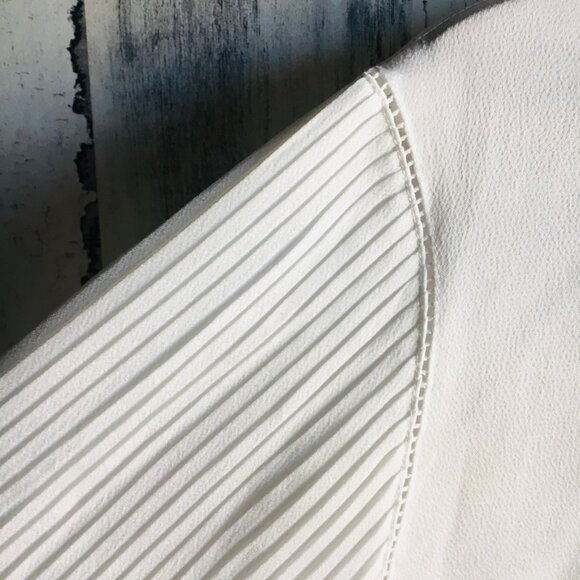 NWT Lafayette 148 Layla Plisse Pleated Sleeve Blouse Off-White Statement XL - Picture 13 of 16